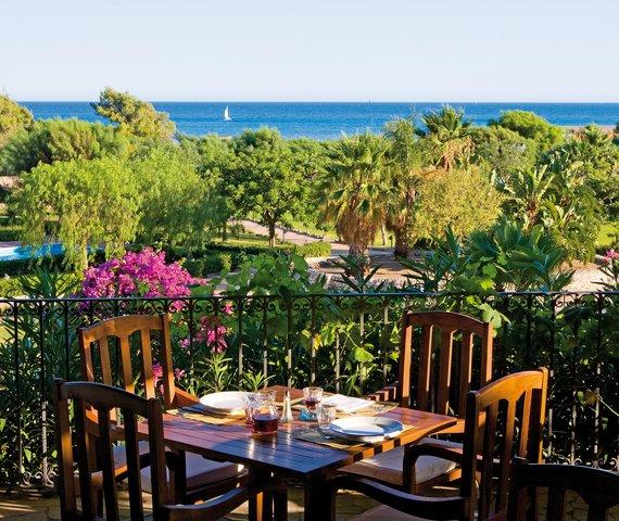 Conte Di Cabrera Hotel Club