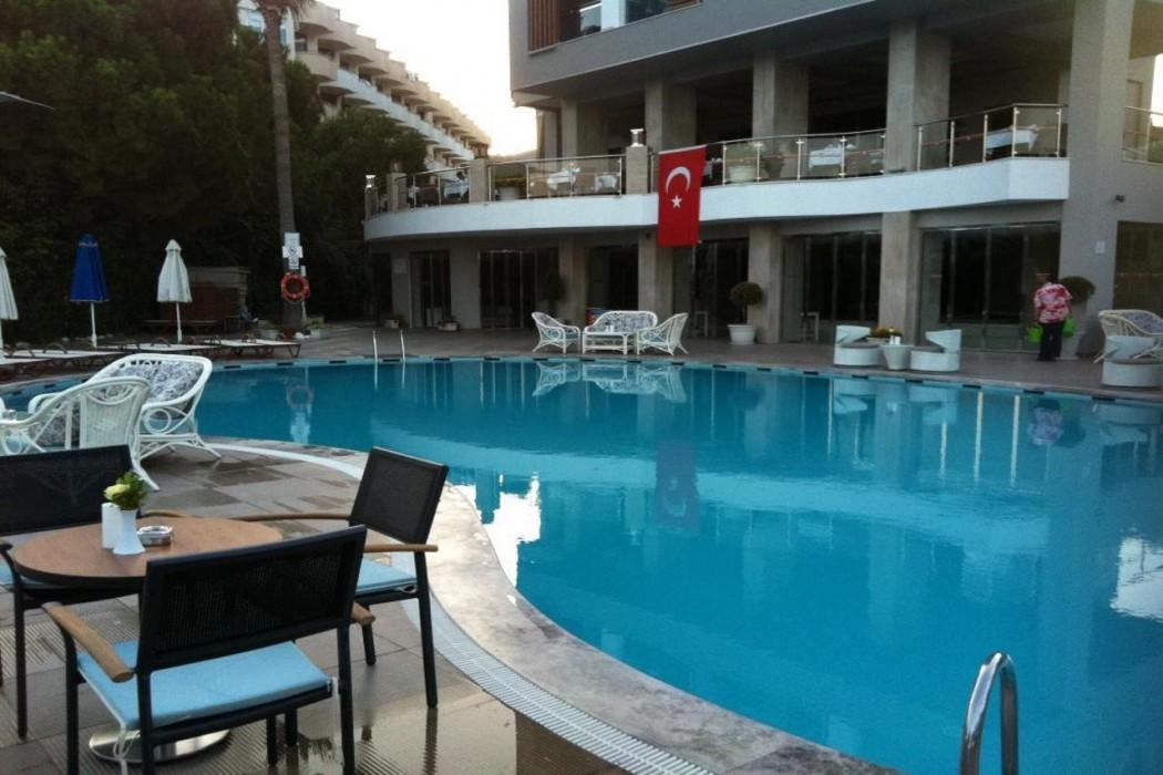 Sunrise Hotel