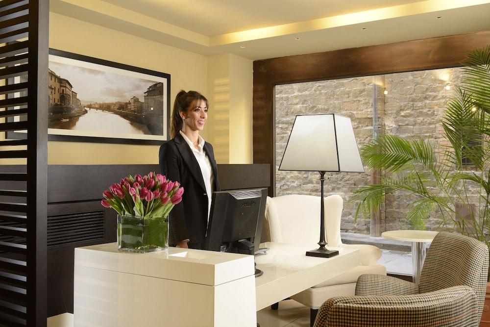 Ponte Vecchio Suites & Spa