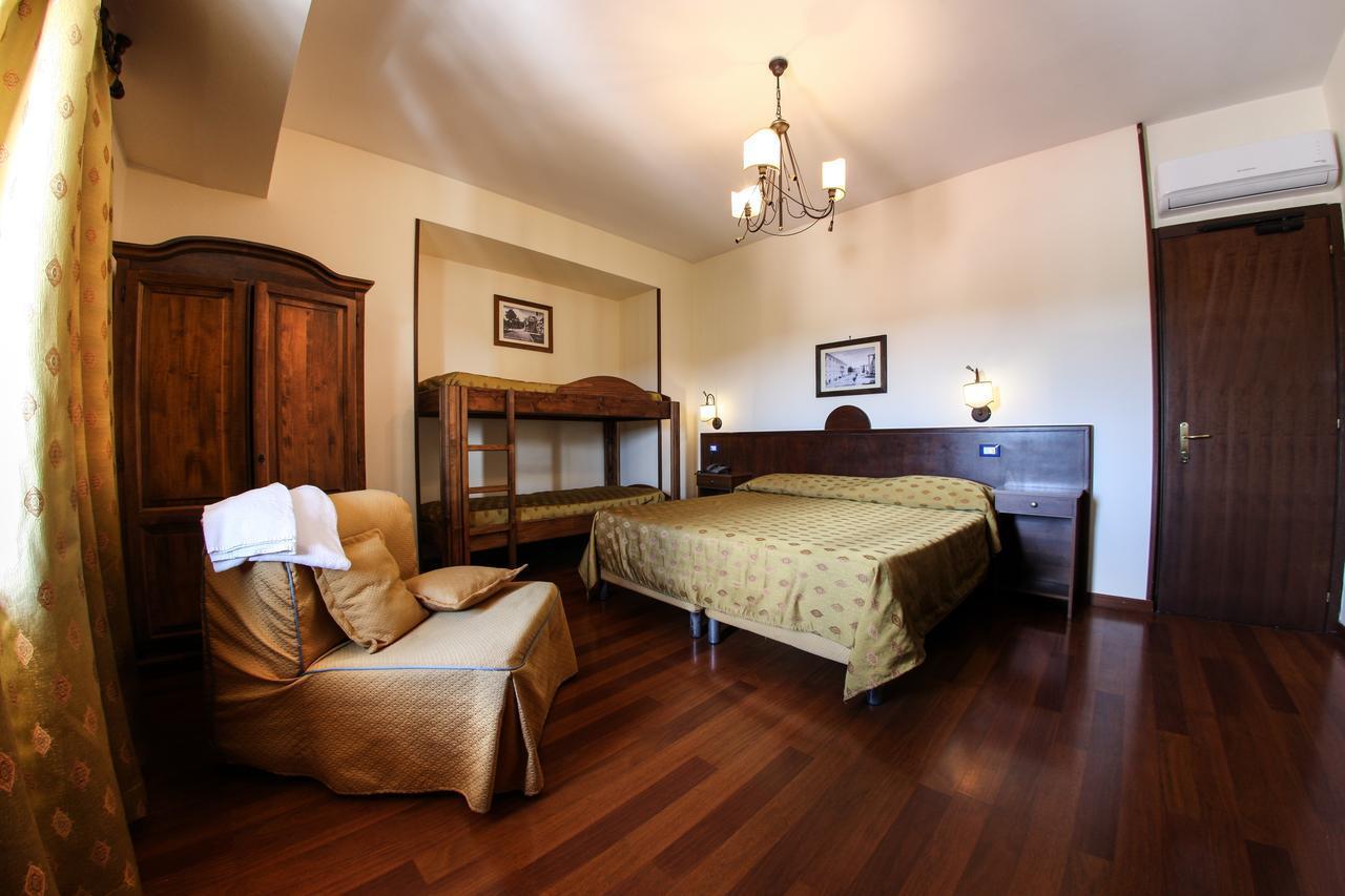 Hotel Max