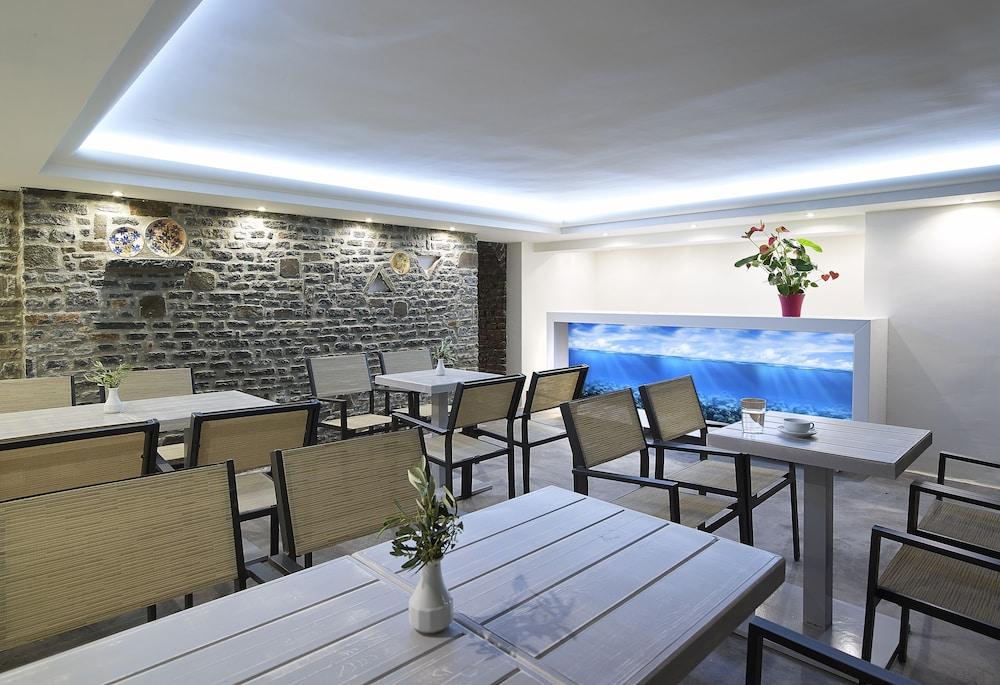 Mistral Bay Hotel