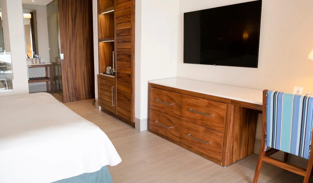 Emporio Hotel & Suites Cancún