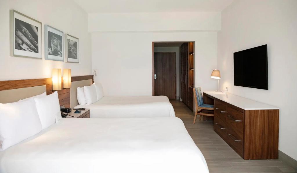 Emporio Hotel & Suites Cancún