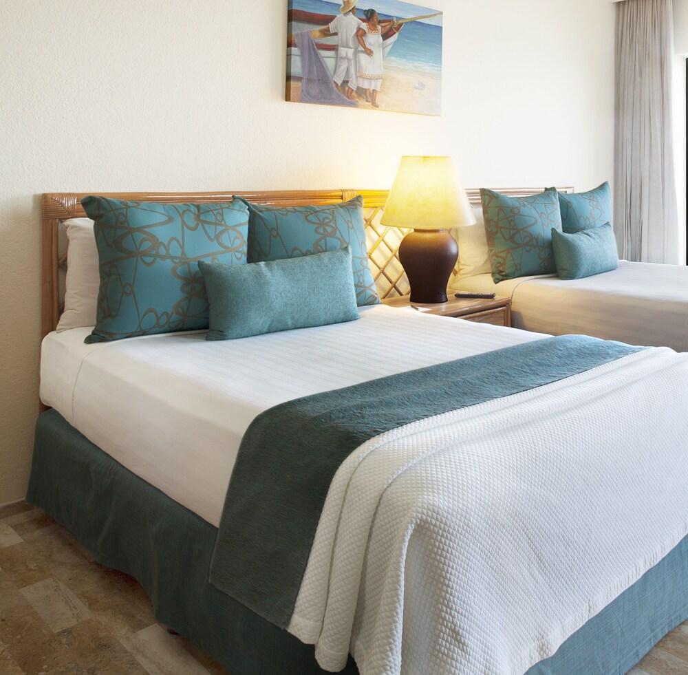 Emporio Hotel & Suites Cancún