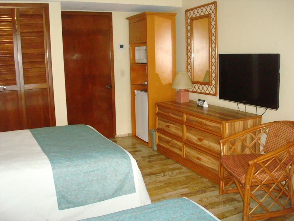 Emporio Hotel & Suites Cancún