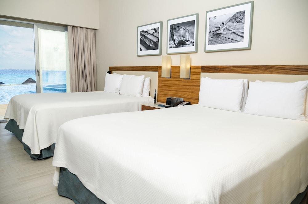 Emporio Hotel & Suites Cancún