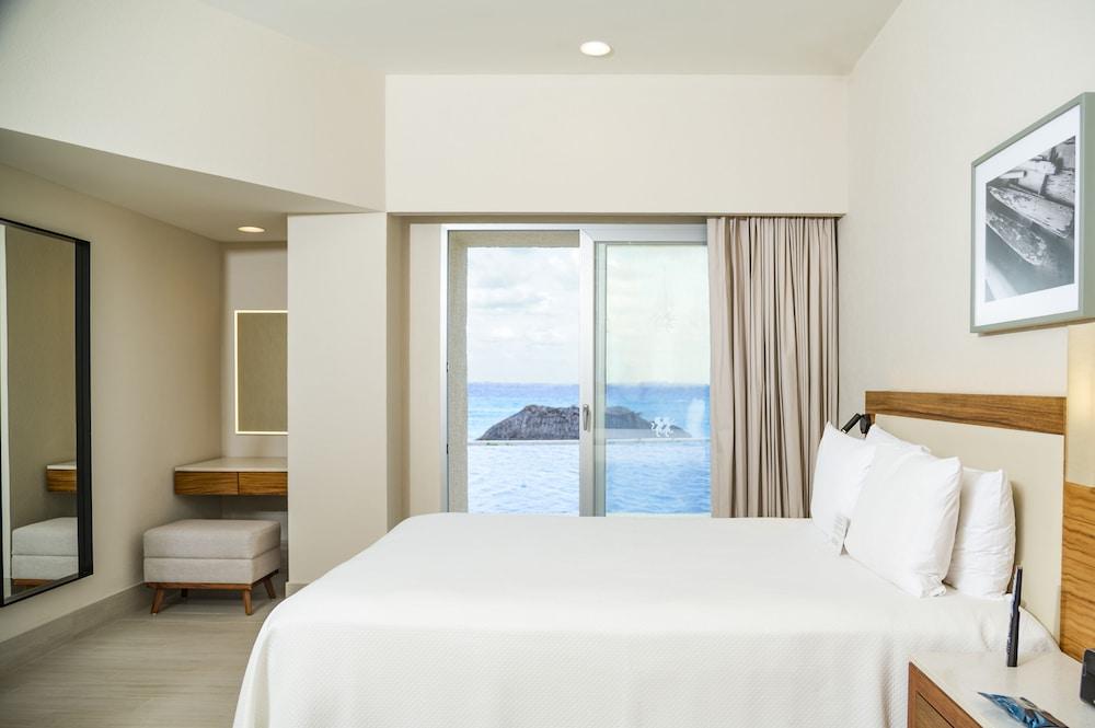 Emporio Hotel & Suites Cancún