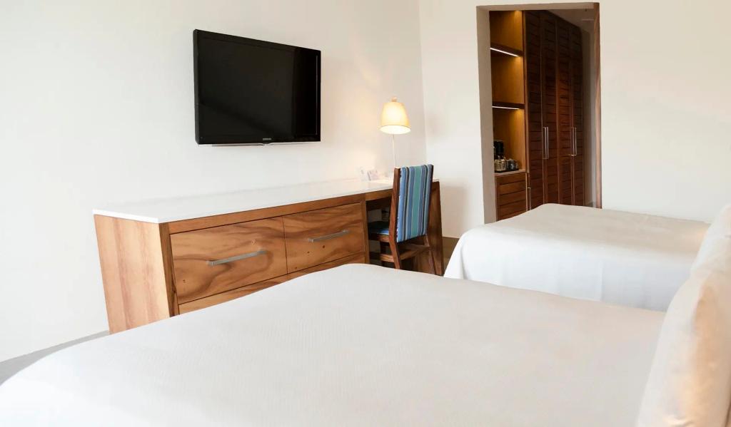 Emporio Hotel & Suites Cancún