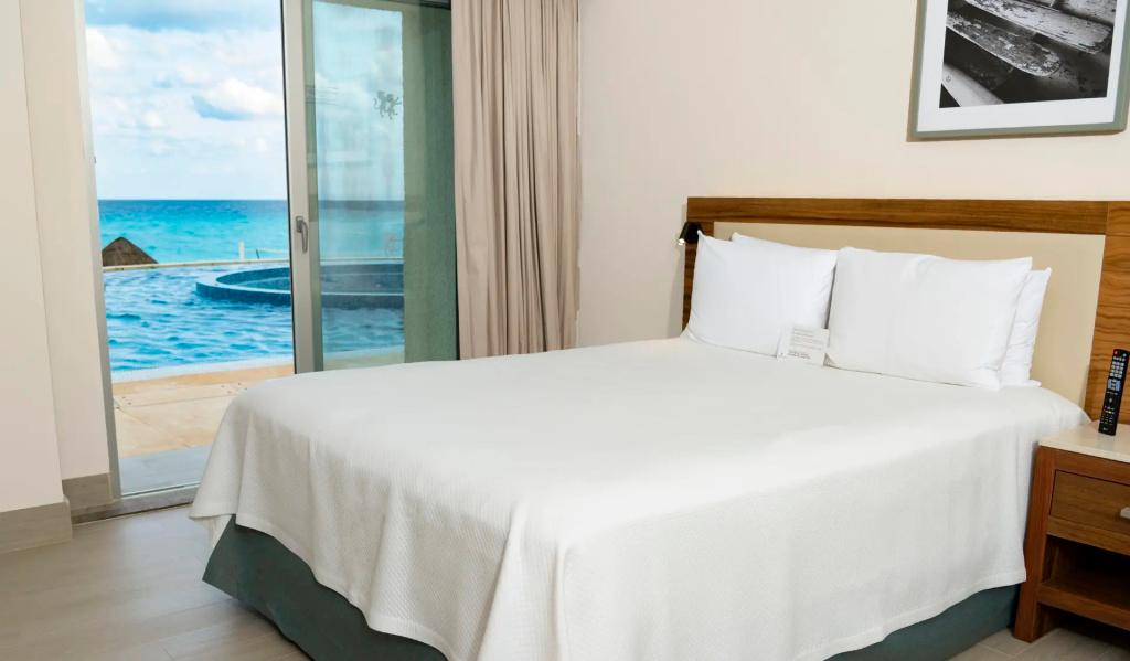Emporio Hotel & Suites Cancún