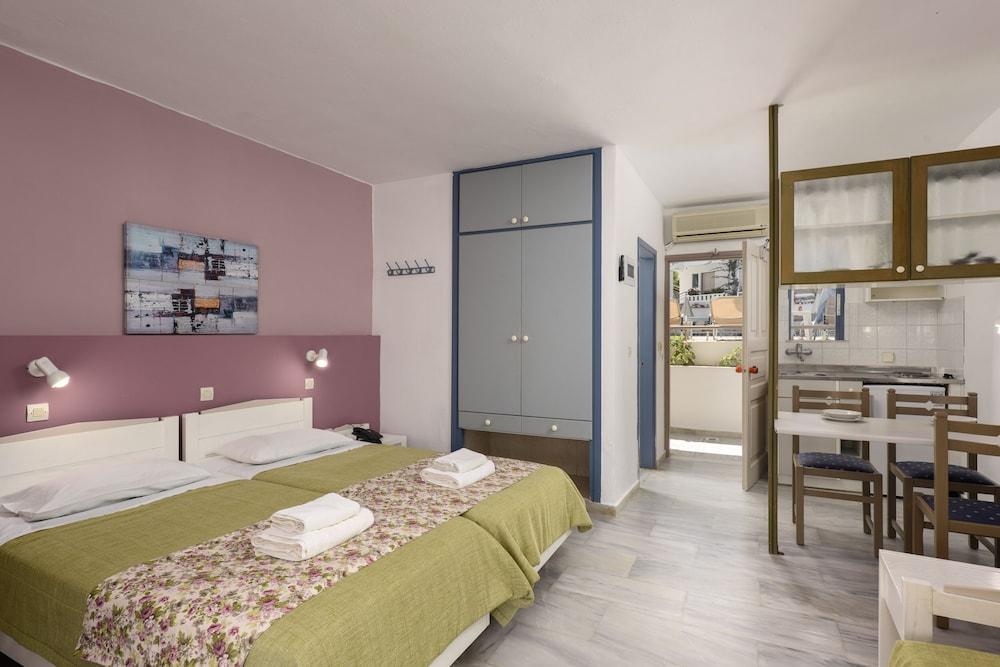 Ariadne Hotel