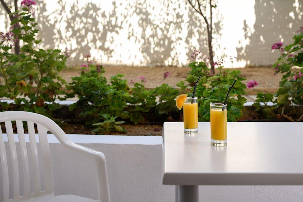 Ariadne Hotel
