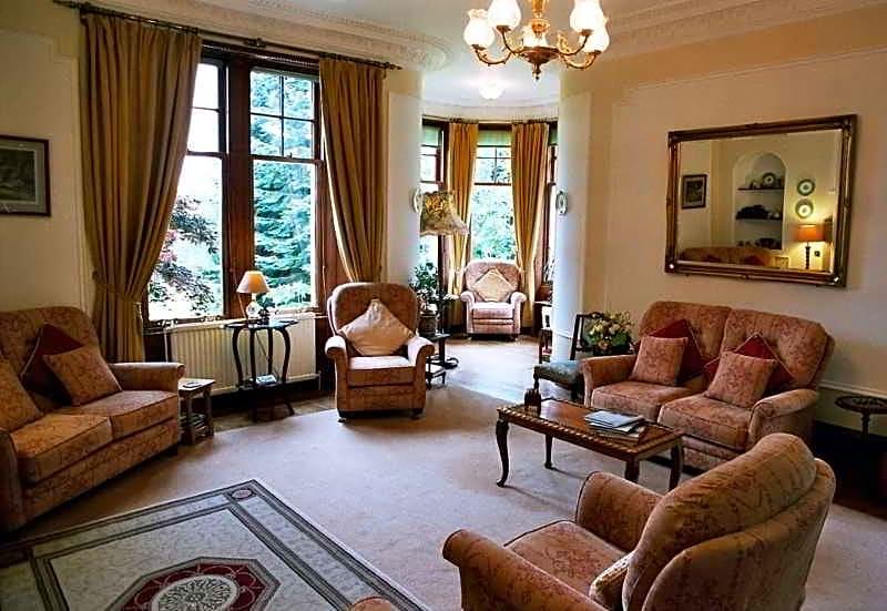 Tigh-na-Sgiath Country House