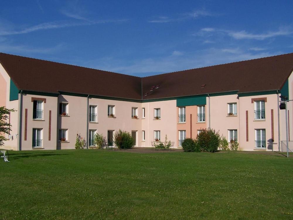 Hotel Du Perche