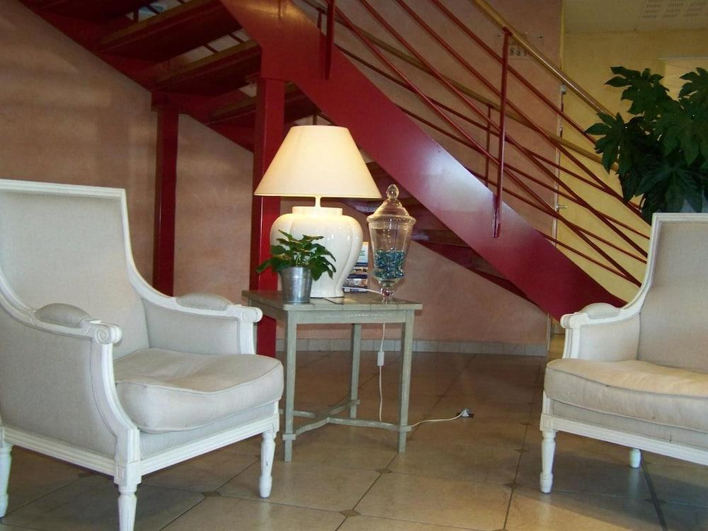 Hotel Du Perche