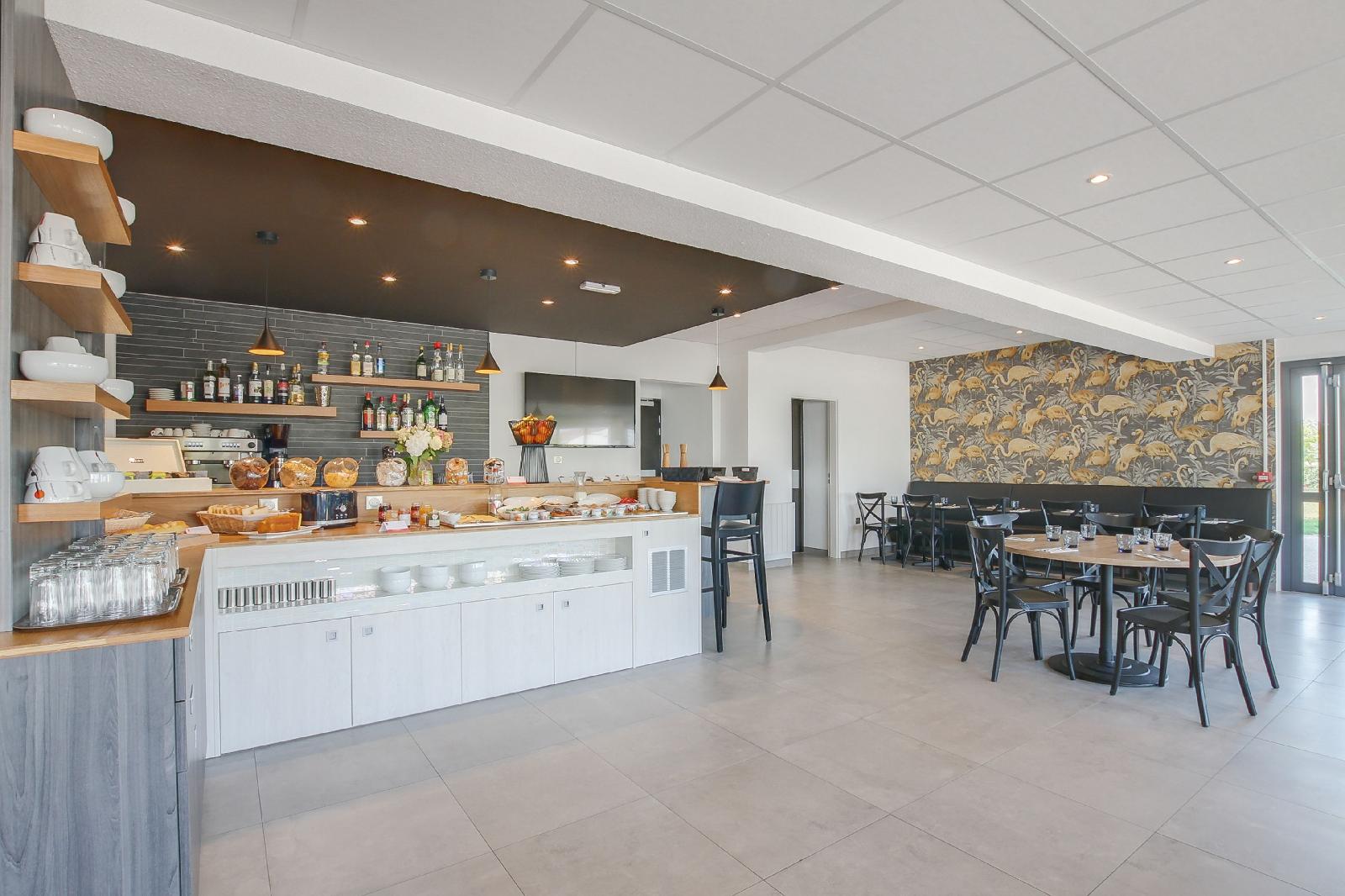 Brit Hotel Reims - La Neuvillette