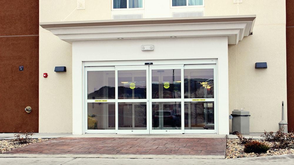 Candlewood Suites Sioux City - Southern Hills