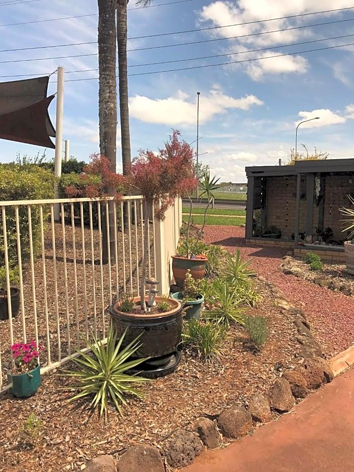 Sunray Motor Inn