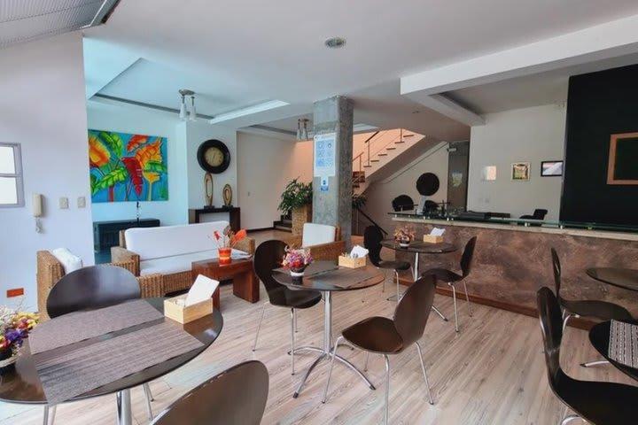 Habitat Suites Hotel