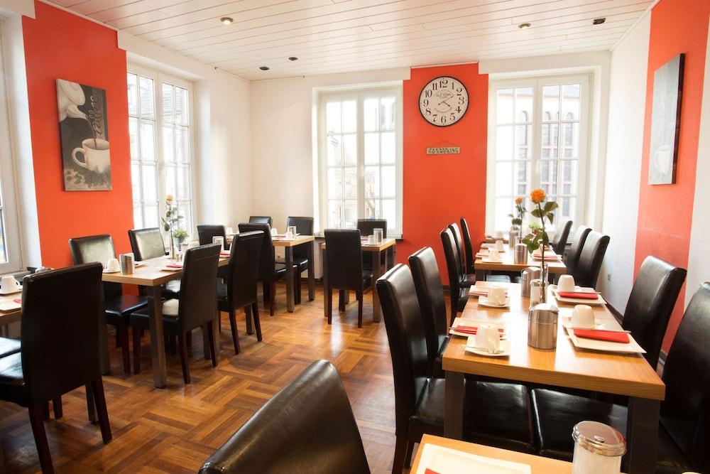 Stadthotel Julich