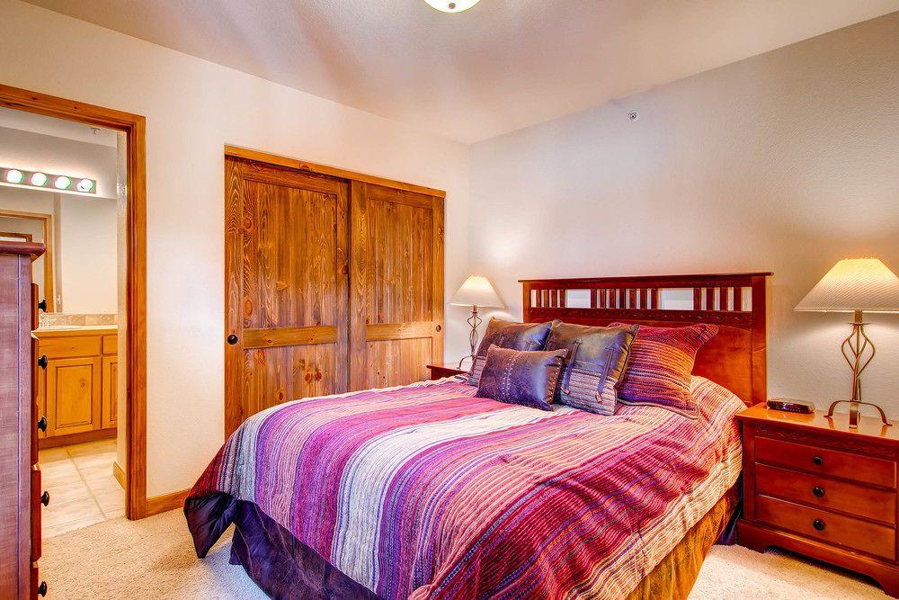 Riverbend Lodge
