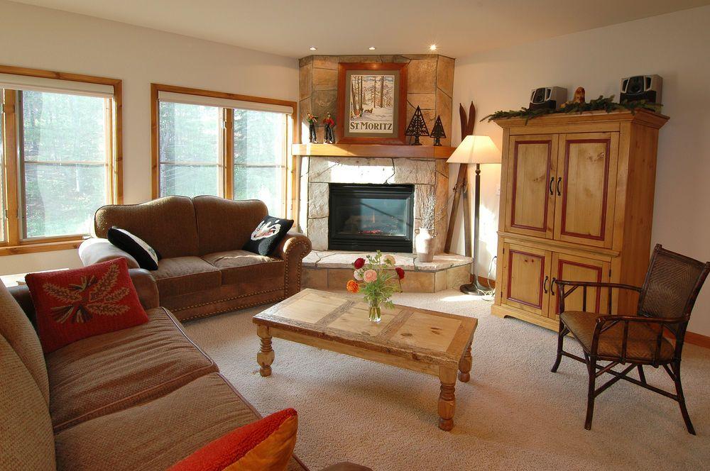 Riverbend Lodge