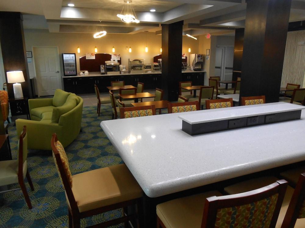 Holiday Inn Express Hotel & Suites Houston Northwest - Brookhollow