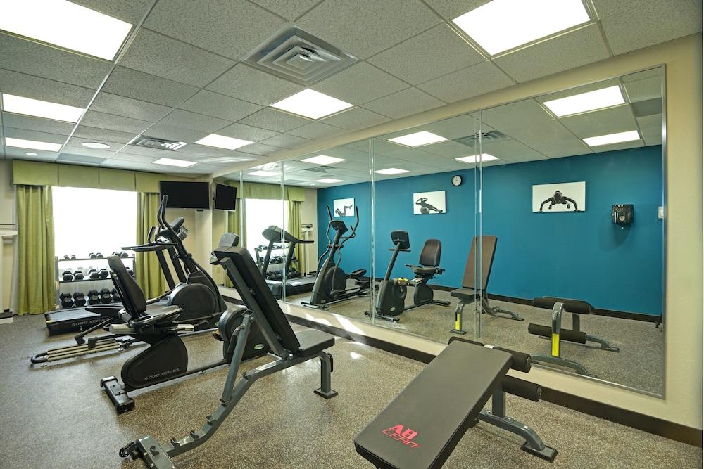 Holiday Inn Express Hotel & Suites Houston Northwest - Brookhollow