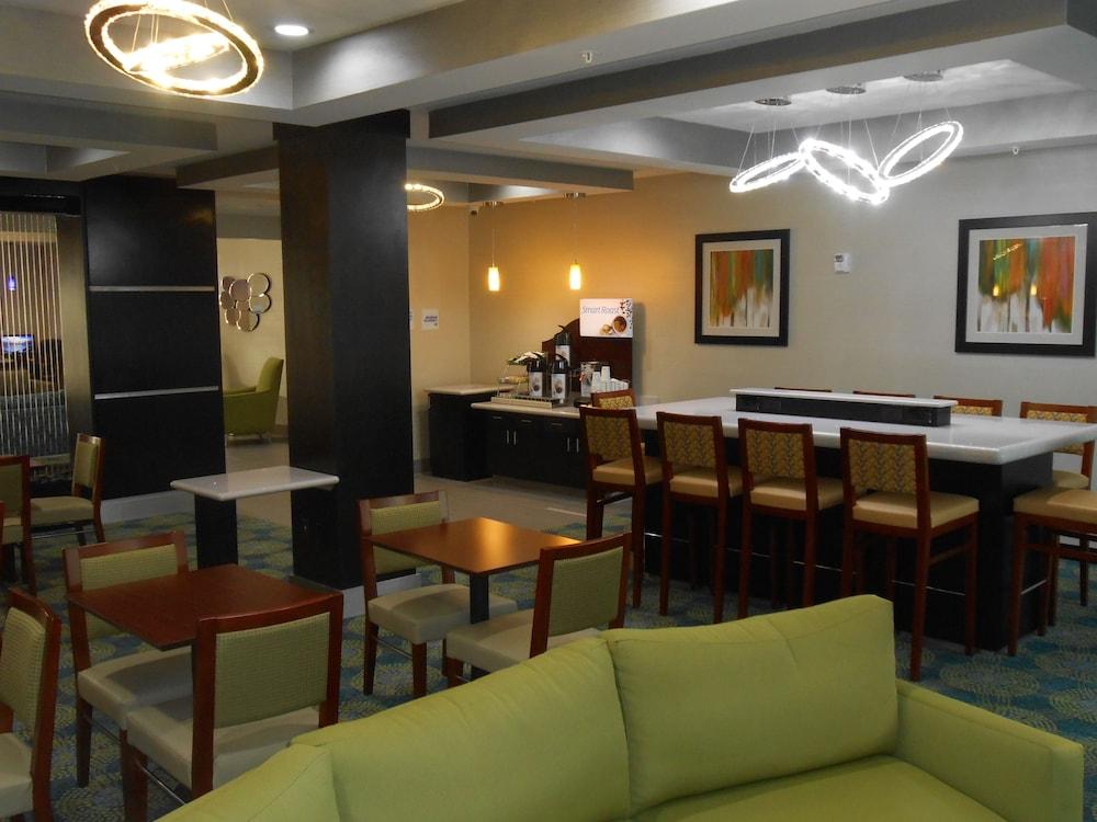 Holiday Inn Express Hotel & Suites Houston Northwest - Brookhollow