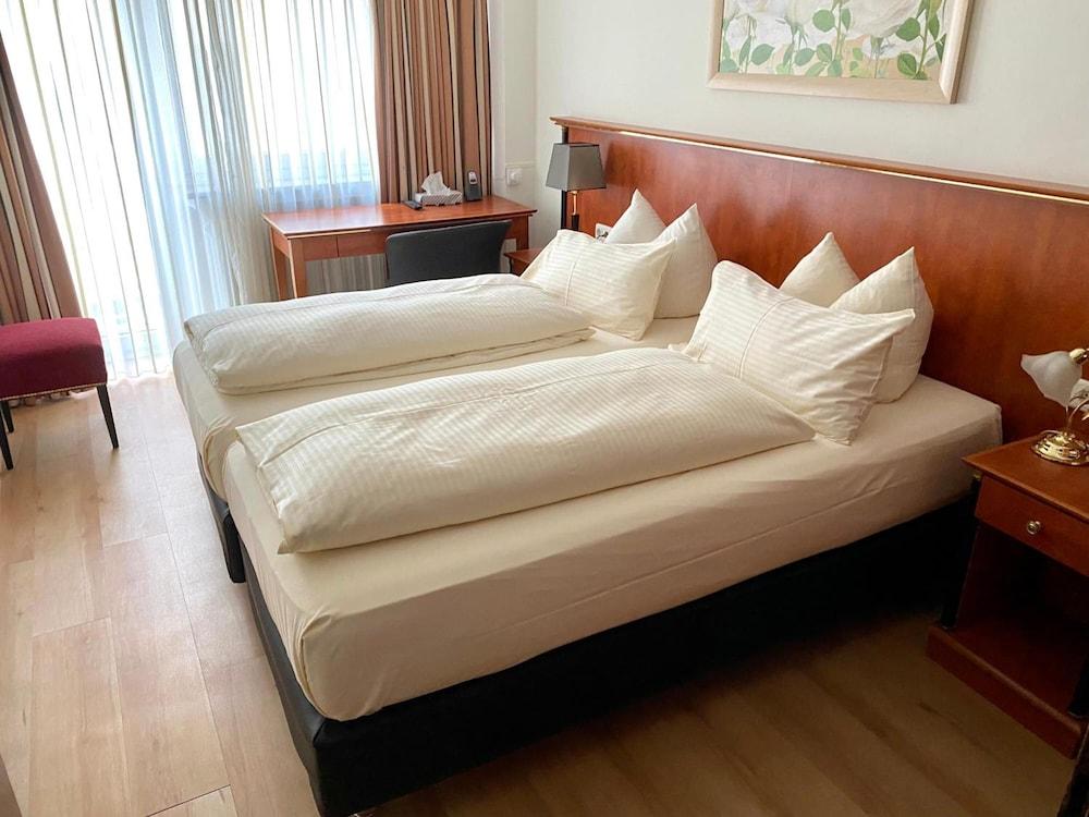 Hotel Condor