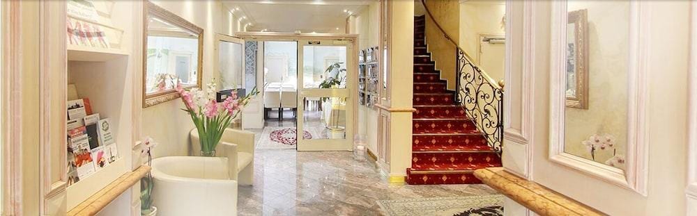 Hotel Condor