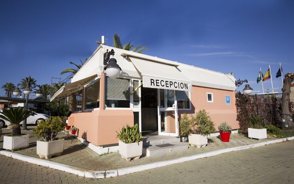Hostal Nueva Andalucia
