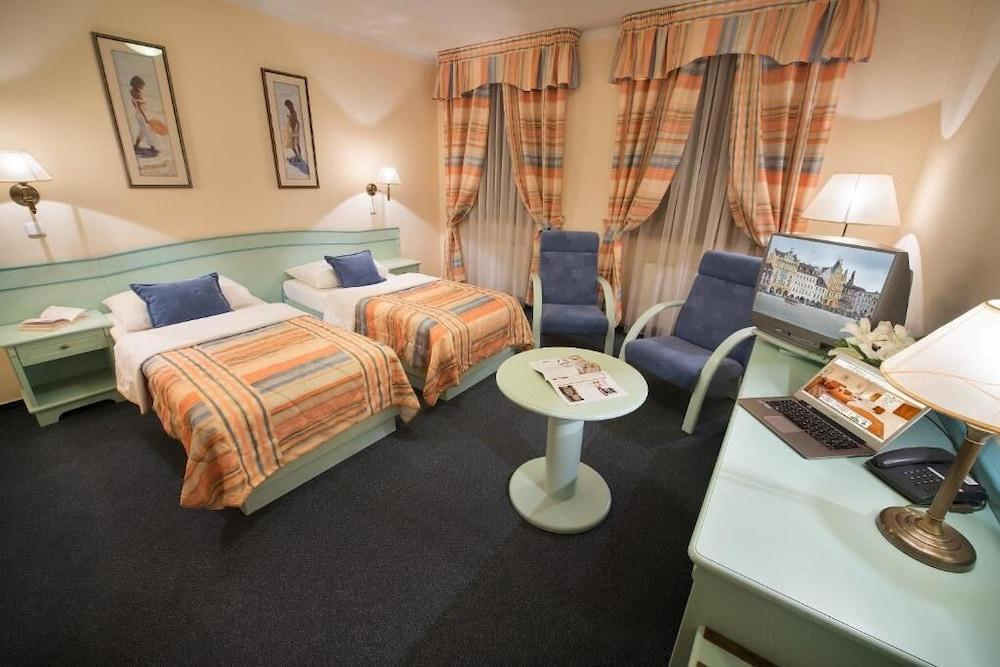 Old Town Bed & Breakfast