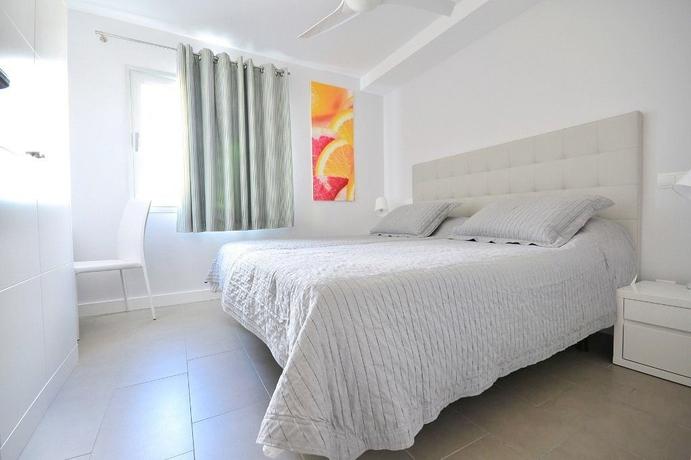 Apartamentos El Yate