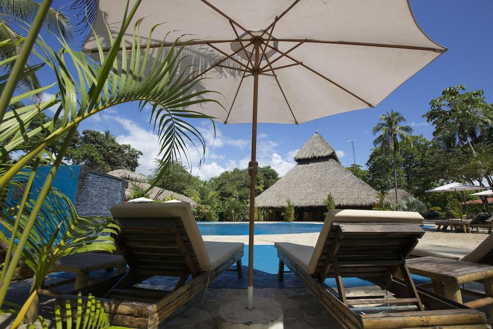 Clandestino Beach Resort