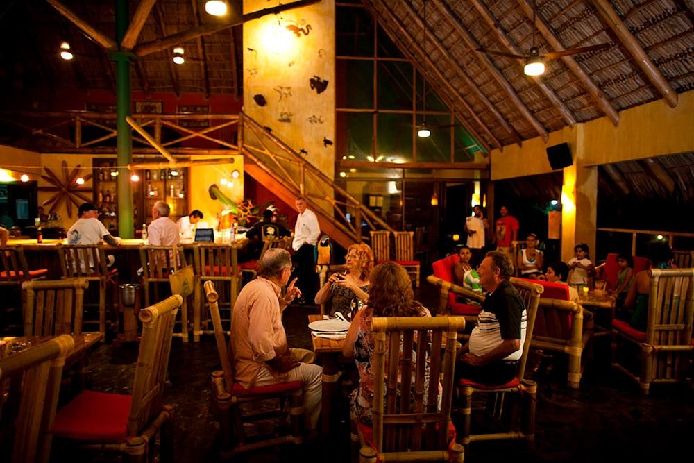Clandestino Beach Resort