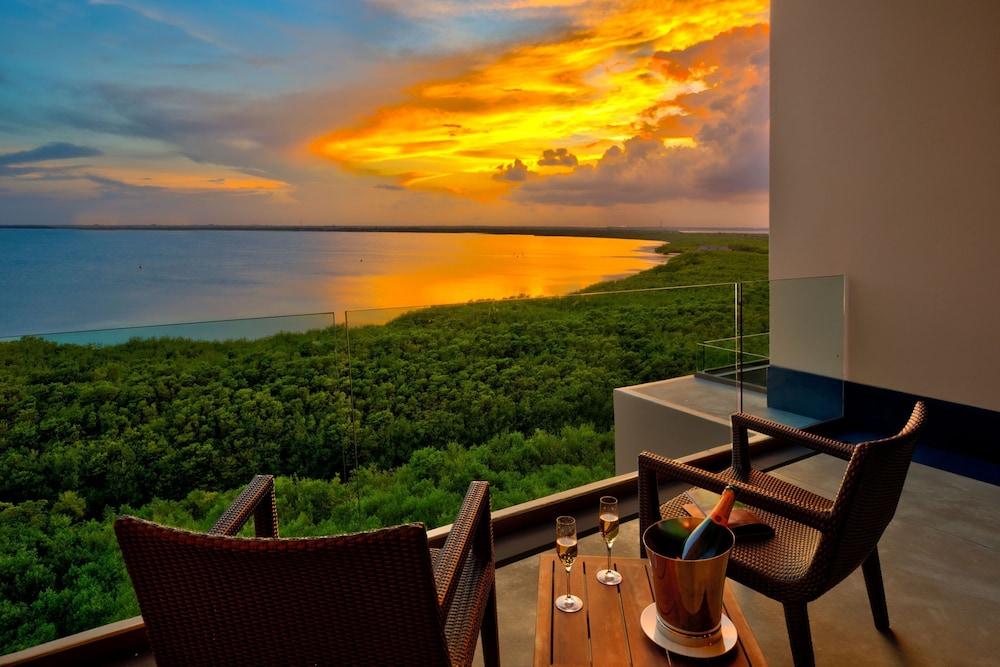 Nizuc Resort And Spa