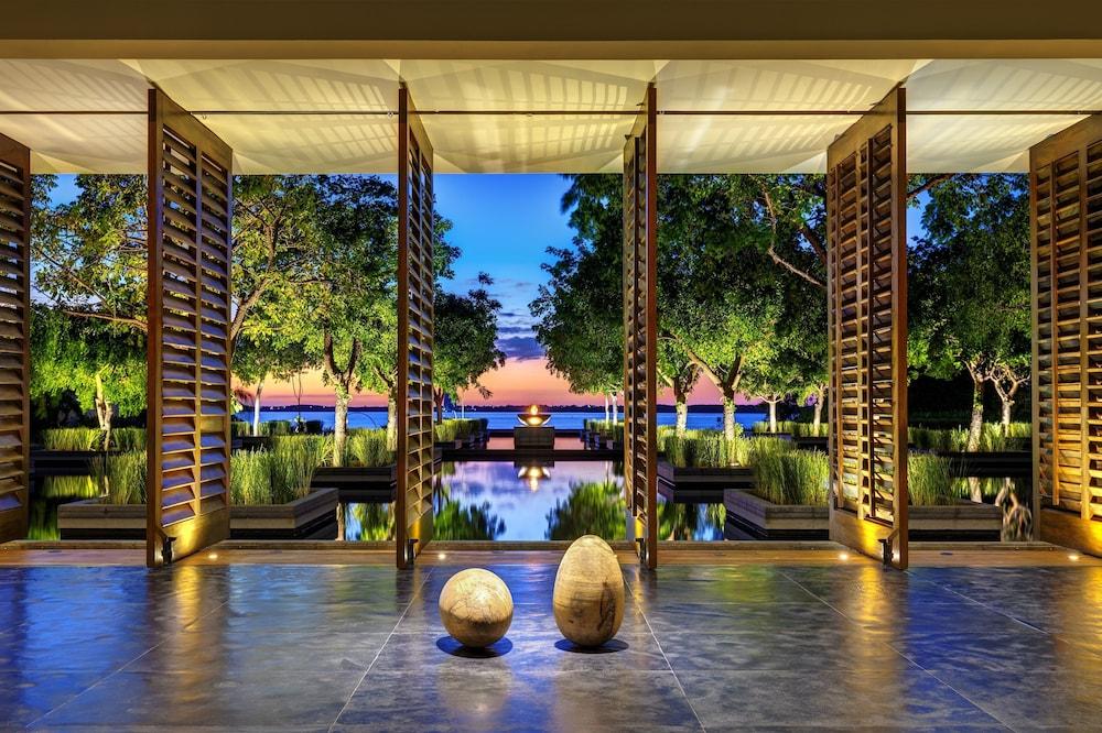 Nizuc Resort And Spa