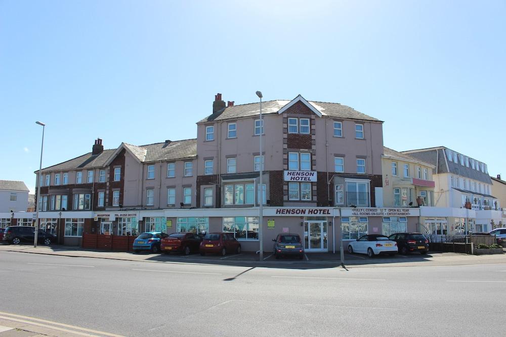 Henson Hotel