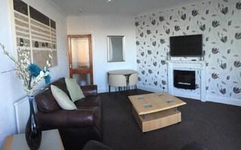 Henson Hotel