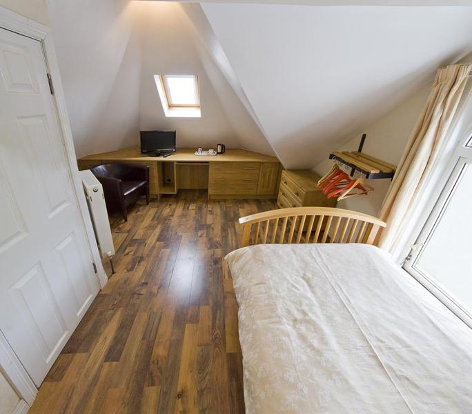 Somerton House B & B