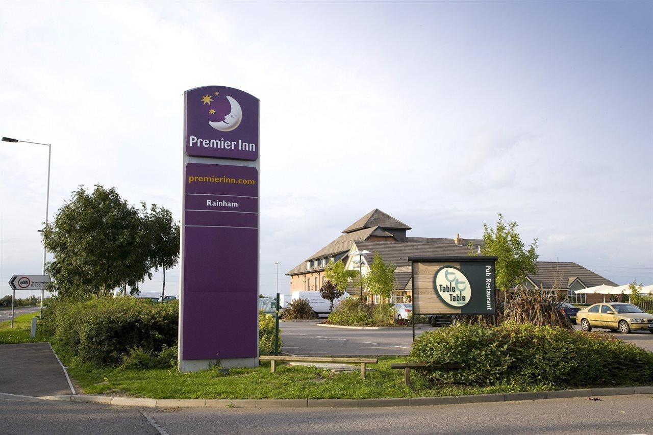 Premier Inn Hotel London Rainham