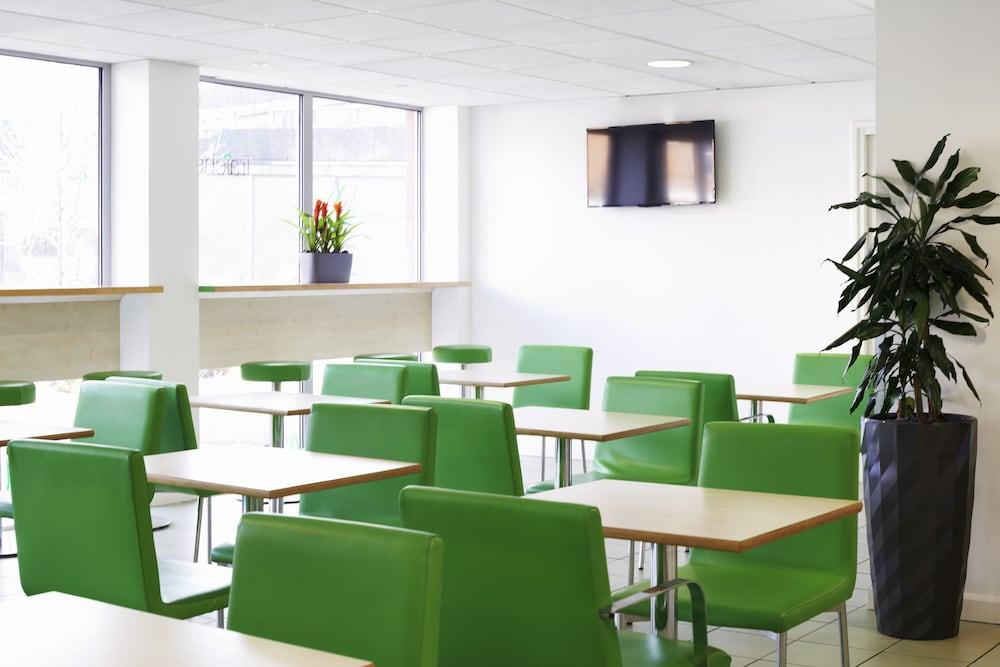 ibis budget Newport