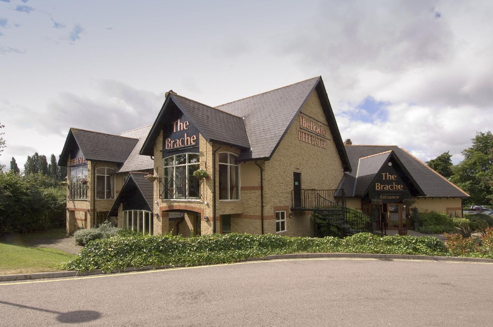 Premier Inn Luton Airport