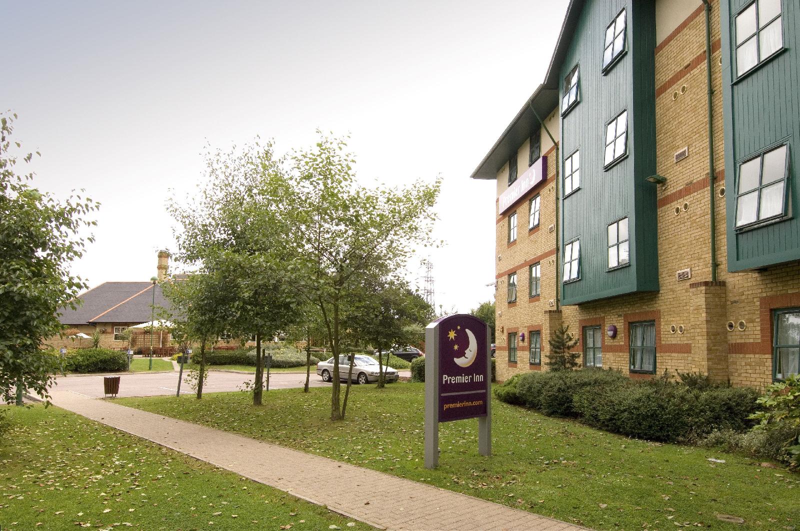 Premier Inn Luton Airport
