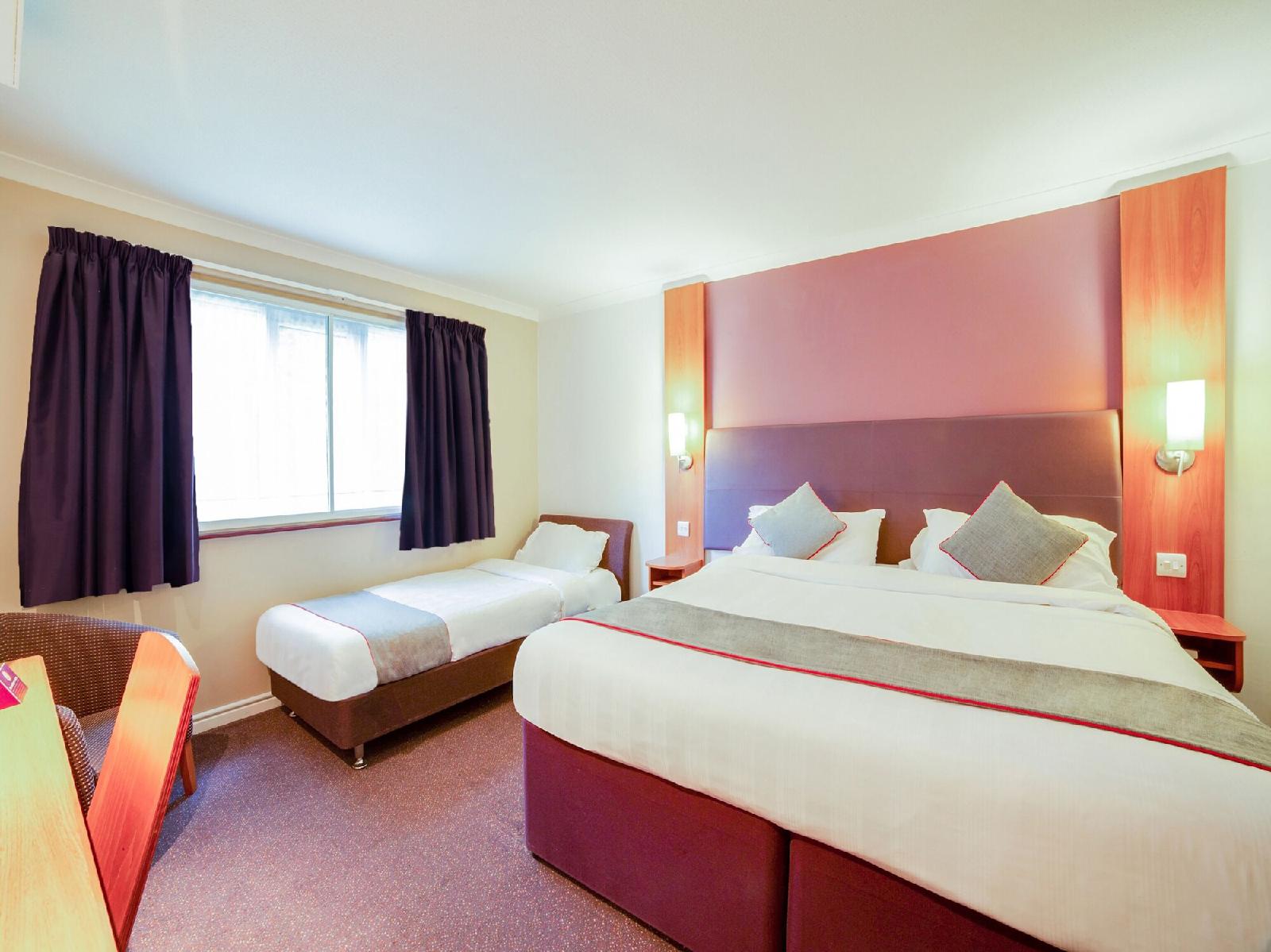Premier Inn St. Helens A580 East Lancs