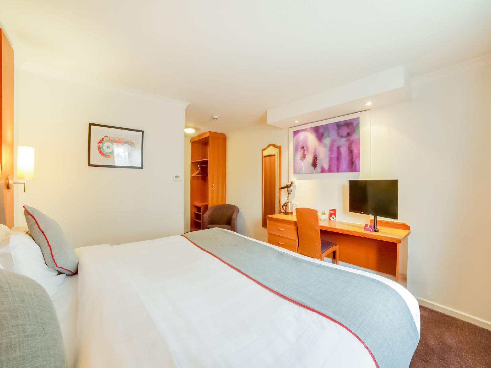 Premier Inn St. Helens A580 East Lancs