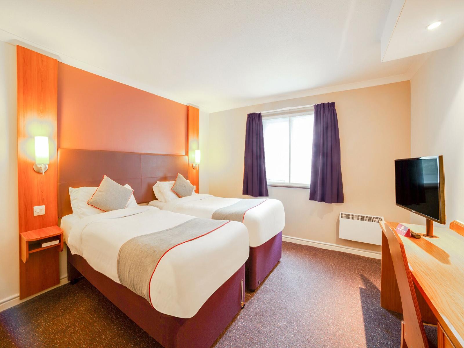 Premier Inn St. Helens A580 East Lancs