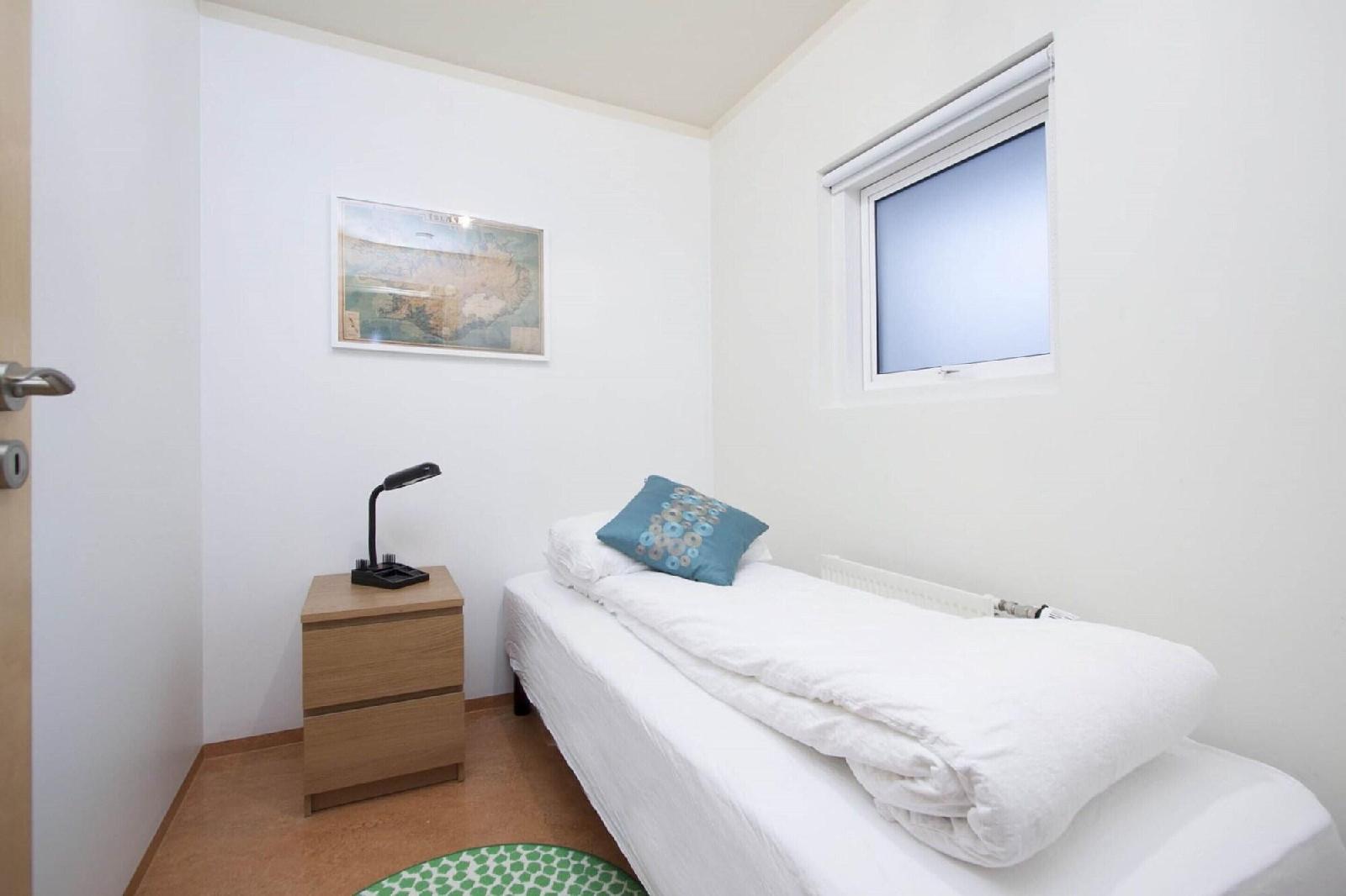 Golden Circle Apartments