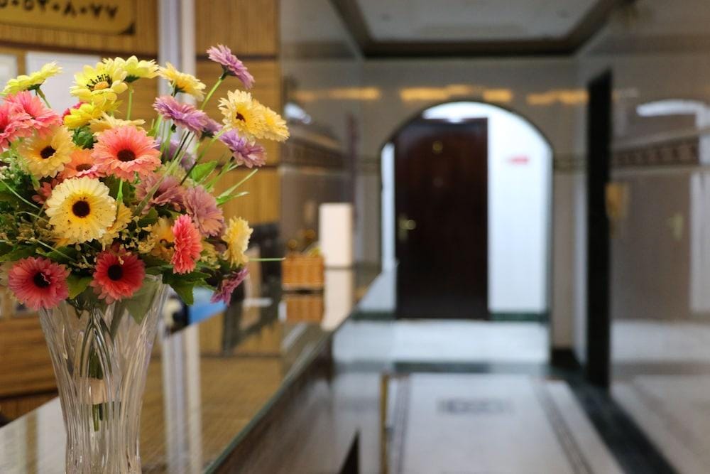 Al Alya Hotel Rooms And Suites