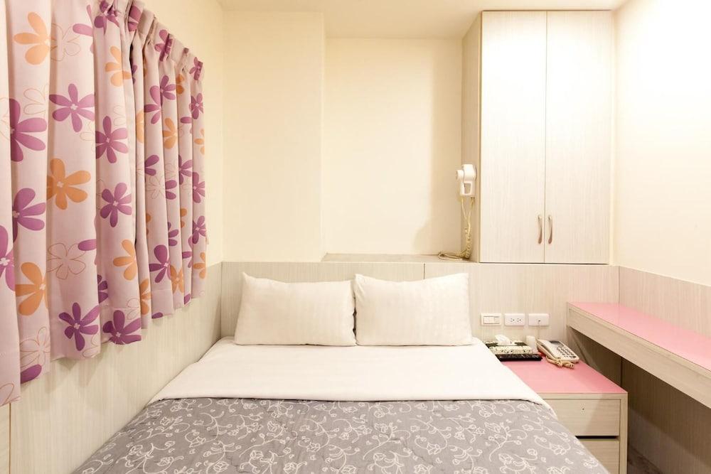 Ruei Gung Business Hotel